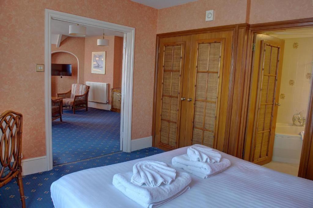 The Orwell Hotel เฟลิกซ์สโตว์ ภายนอก รูปภาพ