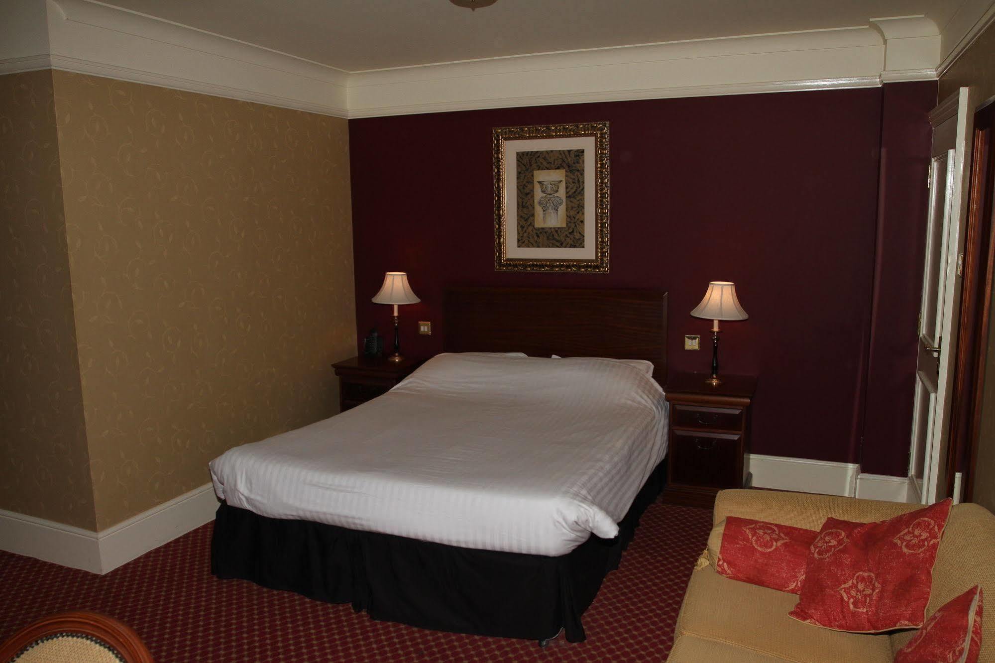 The Orwell Hotel เฟลิกซ์สโตว์ ภายนอก รูปภาพ